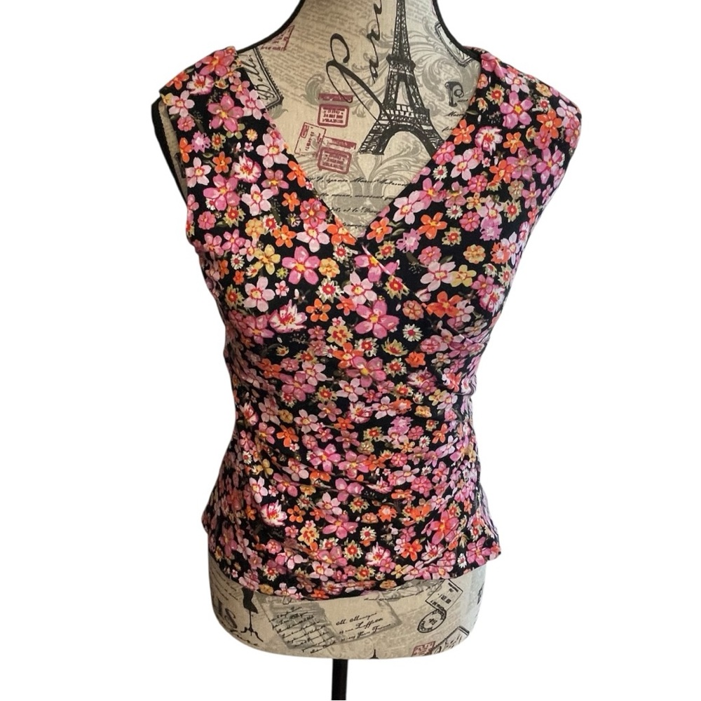 Floral V-Neck Blouse - Black and Pink